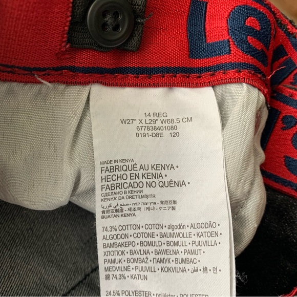 Bootleg black wash Levi Jeans - Picture 6 of 6